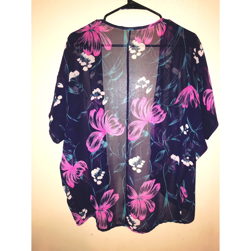 Cardigan - Picture 2 of 2